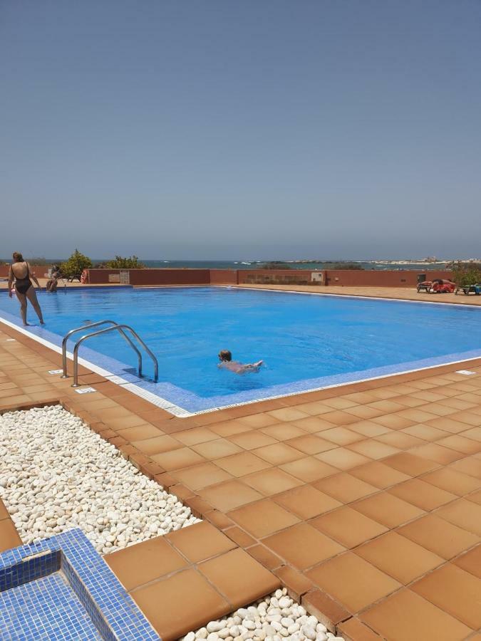 Marfolin 11 Beach Front Apartment With Sea Views From Every Room El Cotillo  Bagian luar foto